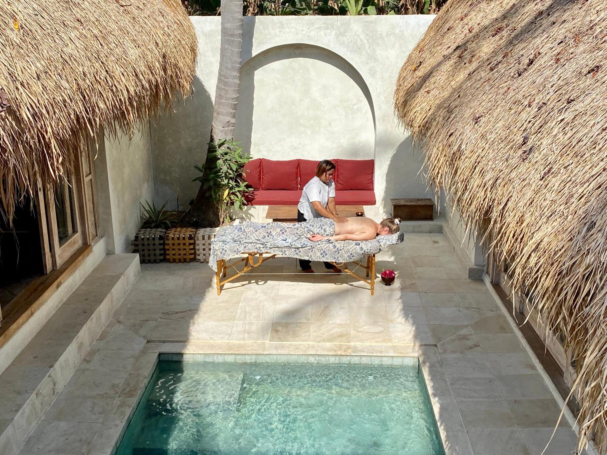 Amahelia Luxury Resort & Restaurant - Gili Asahan Ruang foto